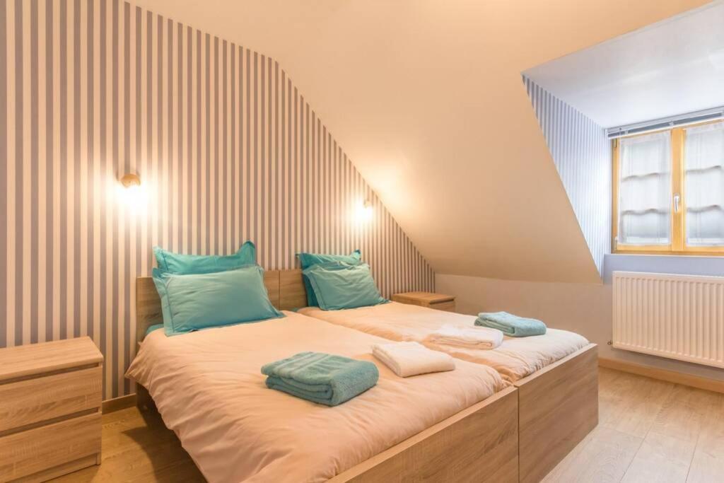 Belena Gold Coast Villa Beaune  Exterior photo
